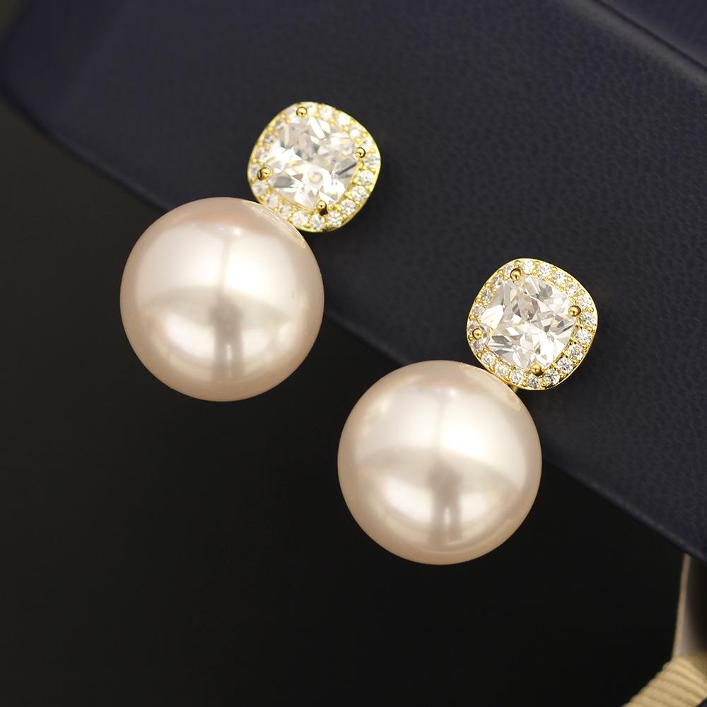 

Сережки-пусети з великою перлиною та квадратним камінням у стилі Принцеса , позолочені сережки-гвоздики зі срібла 925 проби різнокольорові, універсальні без проколу вух, сережки для