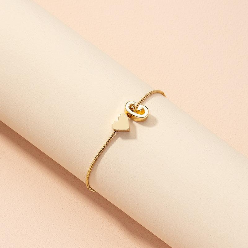 Fashion Love Heart Bracelet For Women Personality Design 26 Letters Bracelet Hand Jewelry Golden Accessory Exquisite Girl Gifts