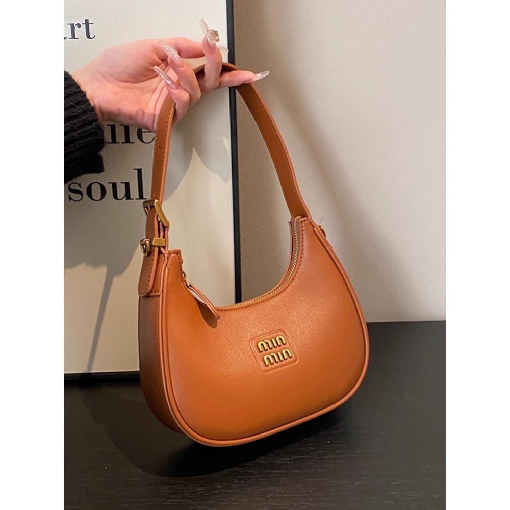 Small Bag Women's New Crescent Moon Bag Autumn and Winter Dumpling Bag Commuter Black Messenger Bag Hand Carry Armpit Bag