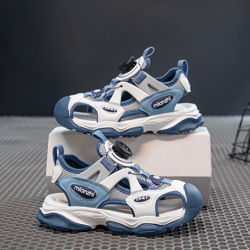 New Spring and Summer Boys' Sports Shoes, Soft-soled Running Shoes for Older Children, Boys' Summer Closed-toe Half-sandals, Trendy Style