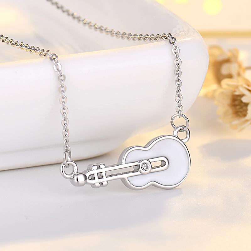 

Модное милое ожерелье в виде скрипки, креативная белая гитара-ракушка, короткая мощная цепочка, цепочка на ключицу, женский стиль