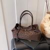 Large capacity tote bag women's new retro high-end leopard print fashion versatile shoulder armpit bag