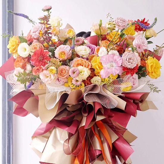 1 Roll Flower Wrapping Mesh Paper Decorative Eye-catching Polyester Craft Supplies Flower Wrapping Paper for Bouquet