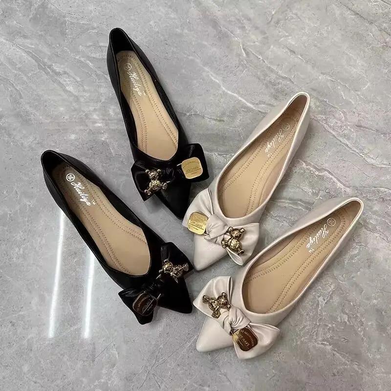 Fashion Soft Bottom Slip-on Women's Flat Shoes Off White Single Moccasins Quick Delivery Genuine Mark Luxury Brand Y2k Ladies Footwear