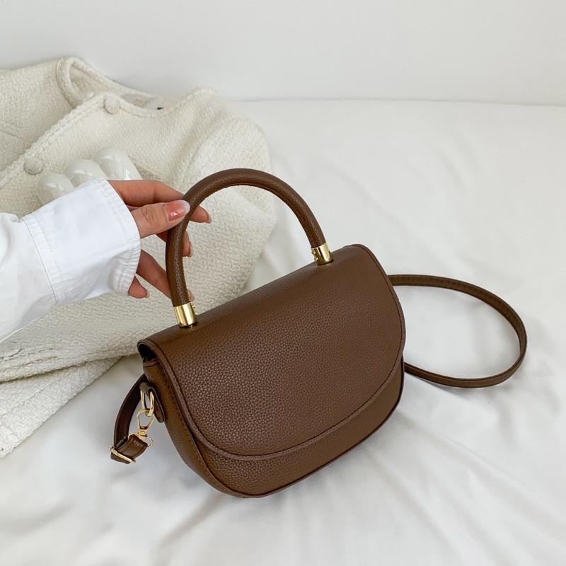 Trendy Street Style Saddle Bag For Women Fashionable 2023 Summer Pu Handbag