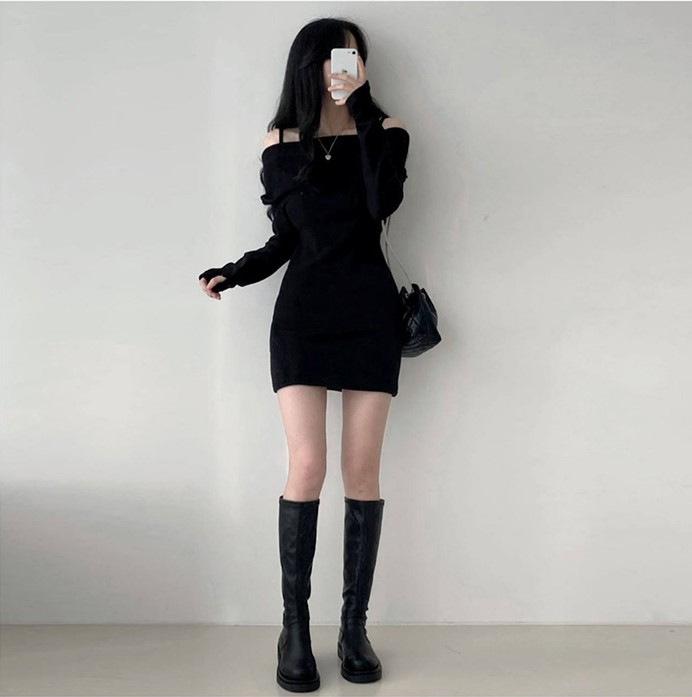 Kleines Koreanisch Schickes Off-Shoulder Rippstrickkleid mit Umlegekragen und Bodycon Minirock