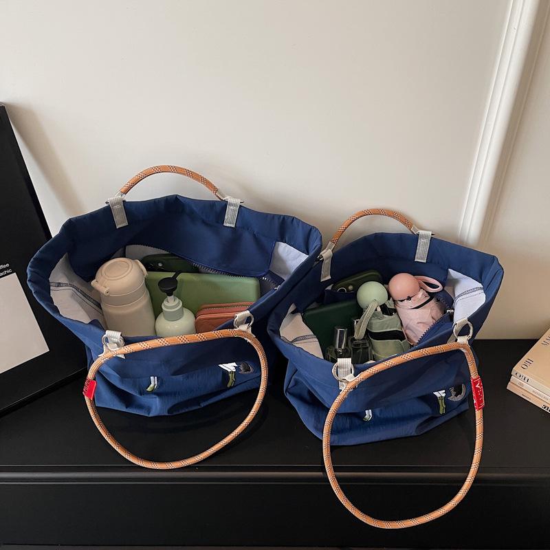 Spring Japanese Embroidered Eco-friendly Women's Shoulder Bag - Trendy, Large Capacity, Lightweight Tote