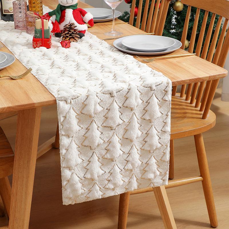 Christmas Quilted Sequined 3D Table Runner Sequins Christmas Tree Table Runner Event Party Dining Table Decoration Tablecloth