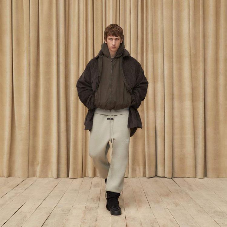 Fear of God Essentials SS23 Corduroy Shirt Jacket with Plush Lining Men Outerwear Off-Black FOG-SS23-045