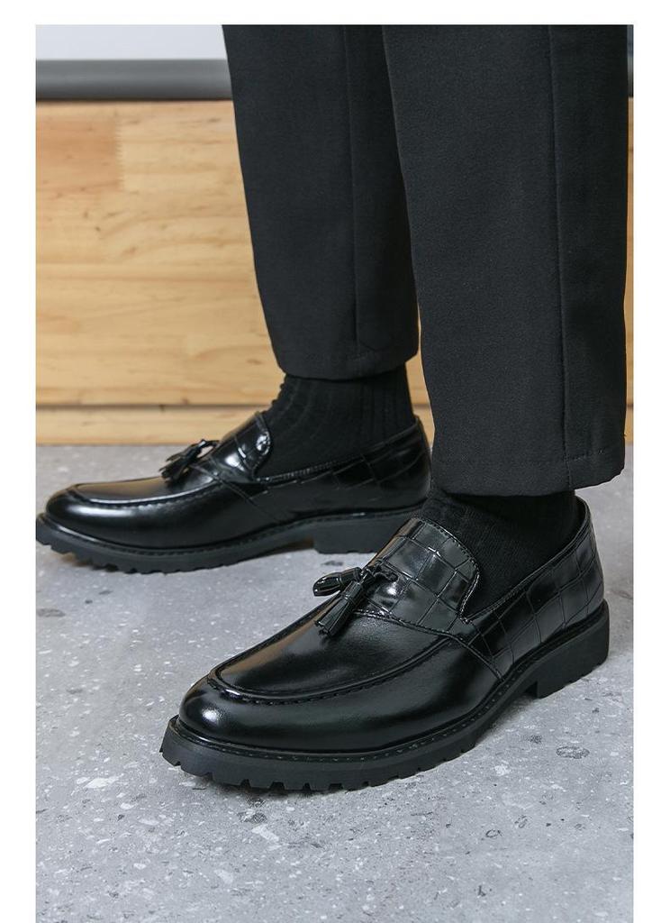 Mocassini casual in pelle con nappine da uomo, taglia grande, stile britannico