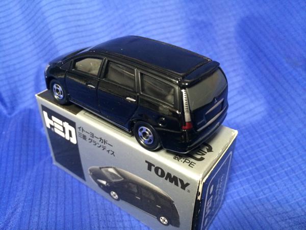 Tomica Special Edition Mitsubishi Grandis Black Ito-Yokado