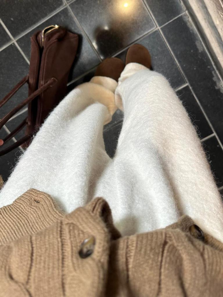 Women's Off-White Wool Blend Wide-Leg Pants: Autumn/Winter Style, Relaxed Fit, Fleece-Lined, Floor-Length Knit