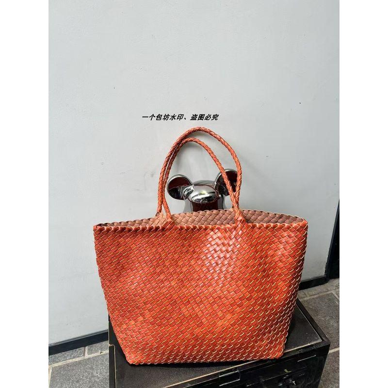 

Lazy Casual Hand-Woven Tote Bag Loose Large Capacity Casual Shoulder Shopping Bag Underarm Bag Oil Palm(Delivered liner bag)