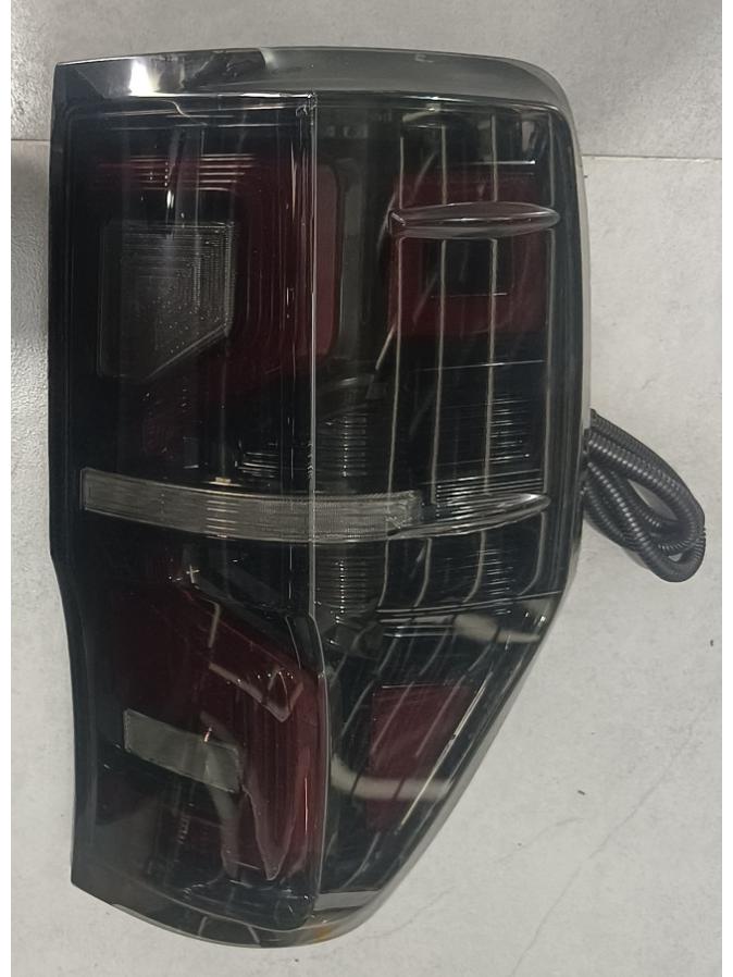 LED Dynamic Turn Signal Tail Light for 2012-2018 Ford Everest Ranger T6