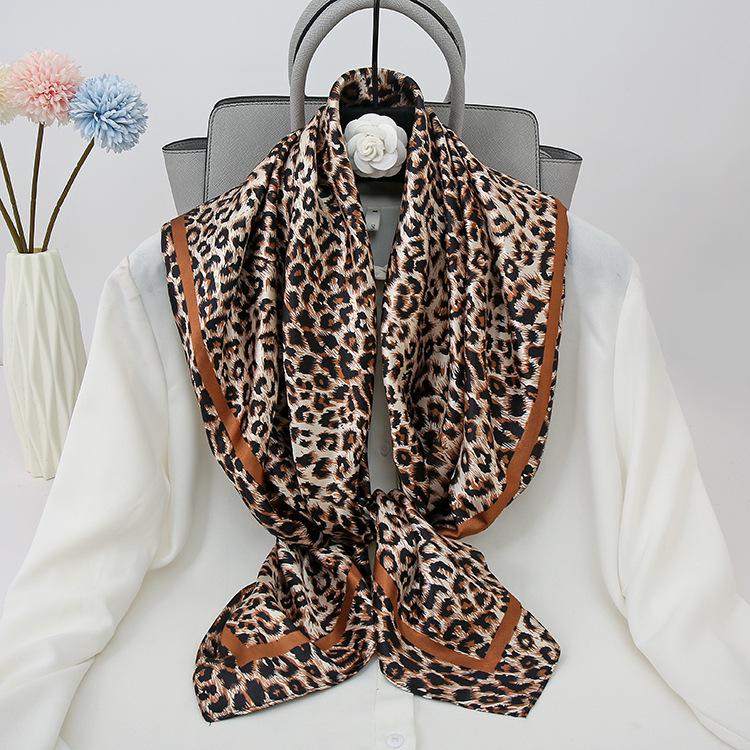 Eleganter Satin-Seidendruck-Schal für Damen - Vielseitiges Frühlings-/Herbst-Nacken- und Kopfaccessoire mit Sonnenschutz