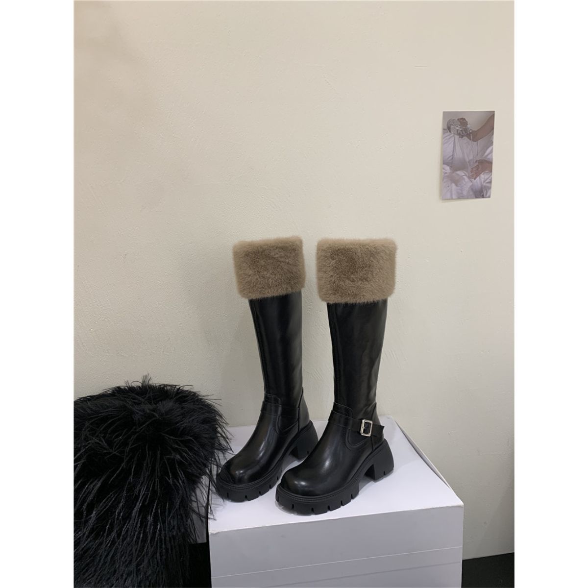 

Жіночі великі шкіряні водонепроникні м які еластичні зимові теплі холодні м які снігові чоботи нековзні для зносу на свіжому повітрі, спортивні чоботи для відпочинку на свіжому повітрі 40