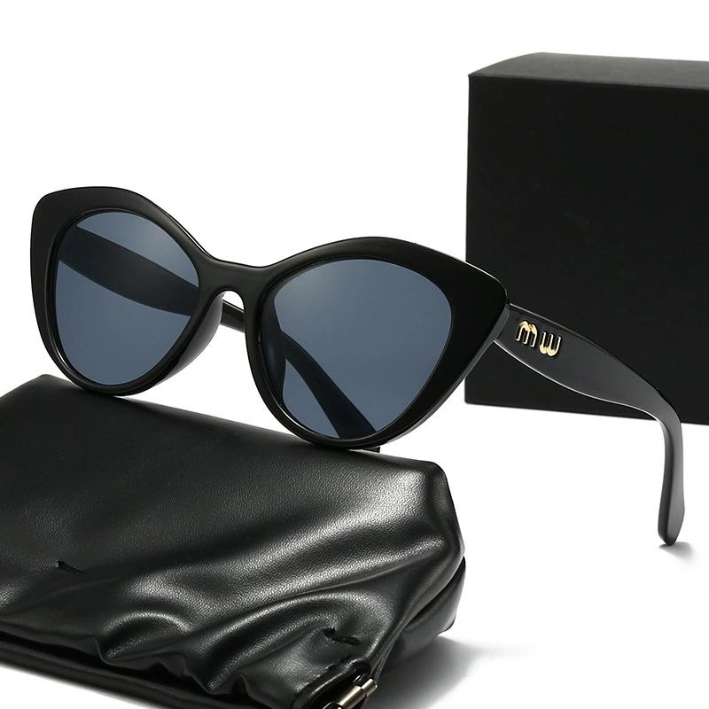 European and American Fashion Cat Eye Sunglasses Women's Design Sense Retro Small Frame  New Small Face Defense