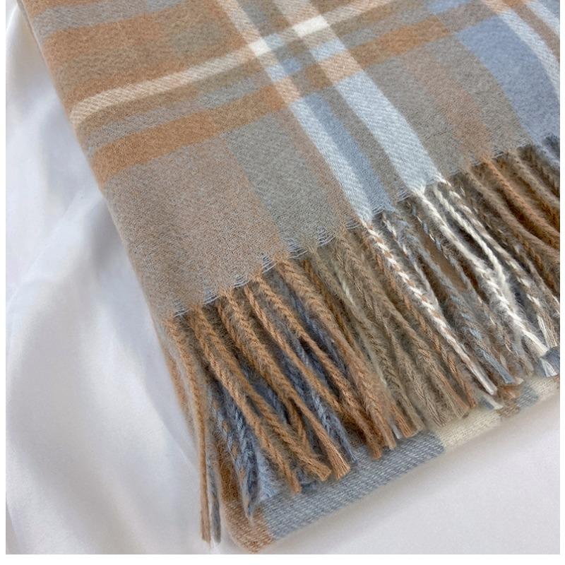 Women's Simple Versatile Palid Tassel Scarf Stylish Unisex Warm Neck Scarf Autumn Winter Thickened Coldproof Wrap Scarf