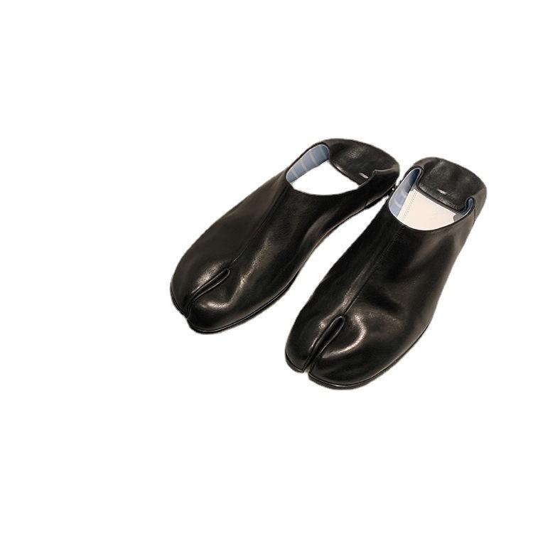 Niche Retro Split-toed Shoes Women's Flat-soled Pig's Trotters Shoes One-pedal Lazy Shoes Leather Soft-soled Single Shoes Versatile Grandma Shoes