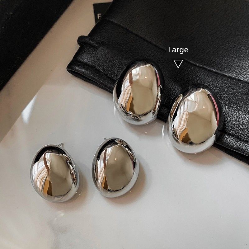 Style Metal Heavy-Duty Exaggerated Large Earrings for Women, High-End, Face-Slimming, Light Luxury, Premium Feel, 2026 New Model, Gold Earrings