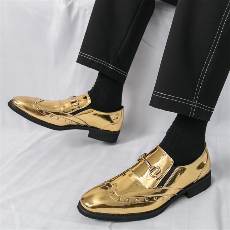 New Gold Green Pointed Rock Rivet Loafter For Men Fashion Brand Designer Casual Dress Homecoming Shoes Formal Wedding Footwear