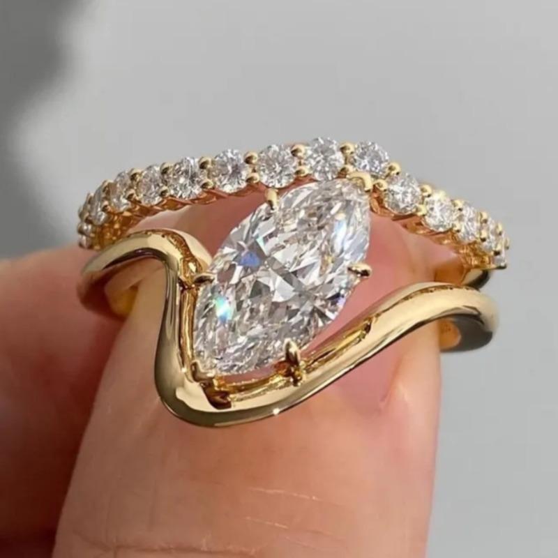 Elegant Inlaid White CZ Women's Ring Dazzling Gold Color Geometry Daily Wear Party Jewelry Anniversary Gift