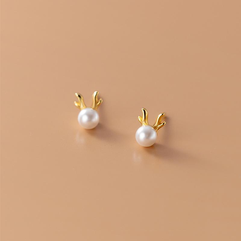 

Reindeer Antler Pearl Earrings: Simple, Elegant Japanese & Korean Style for Women