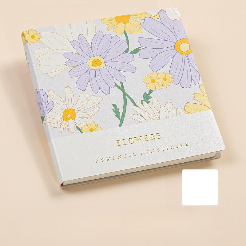 Quadratisches leeres Notizbuch, das flach aufgeklappt werden kann  Tragbares Skizzenbuch  Schnellskizzenbuch  Verdicktes Notizbuch  Zeichenbuch  Speziell für Kunststudenten