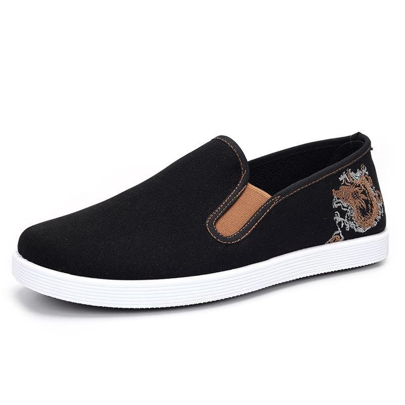 Embroidered old Beijing cloth shoes men's soft-soled breathable one-pedal casual shoes low-top comfortable middle-aged dad shoes