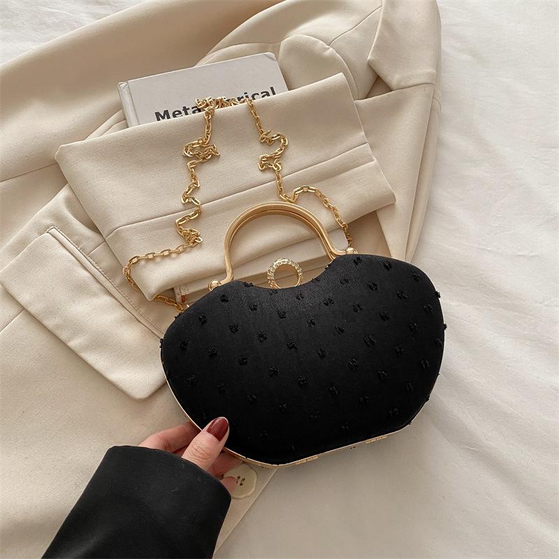 Simple Foreign Style Clip Bag 2025 Summer New Niche Chain Bag Popular Niche Messenger Bag Handbag This Year