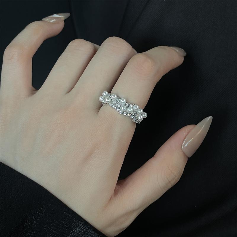 Sky Mirror Light Luxury High-End Zircon Niche Design Fashion Open Ring Pearl Stacked Ring Woman