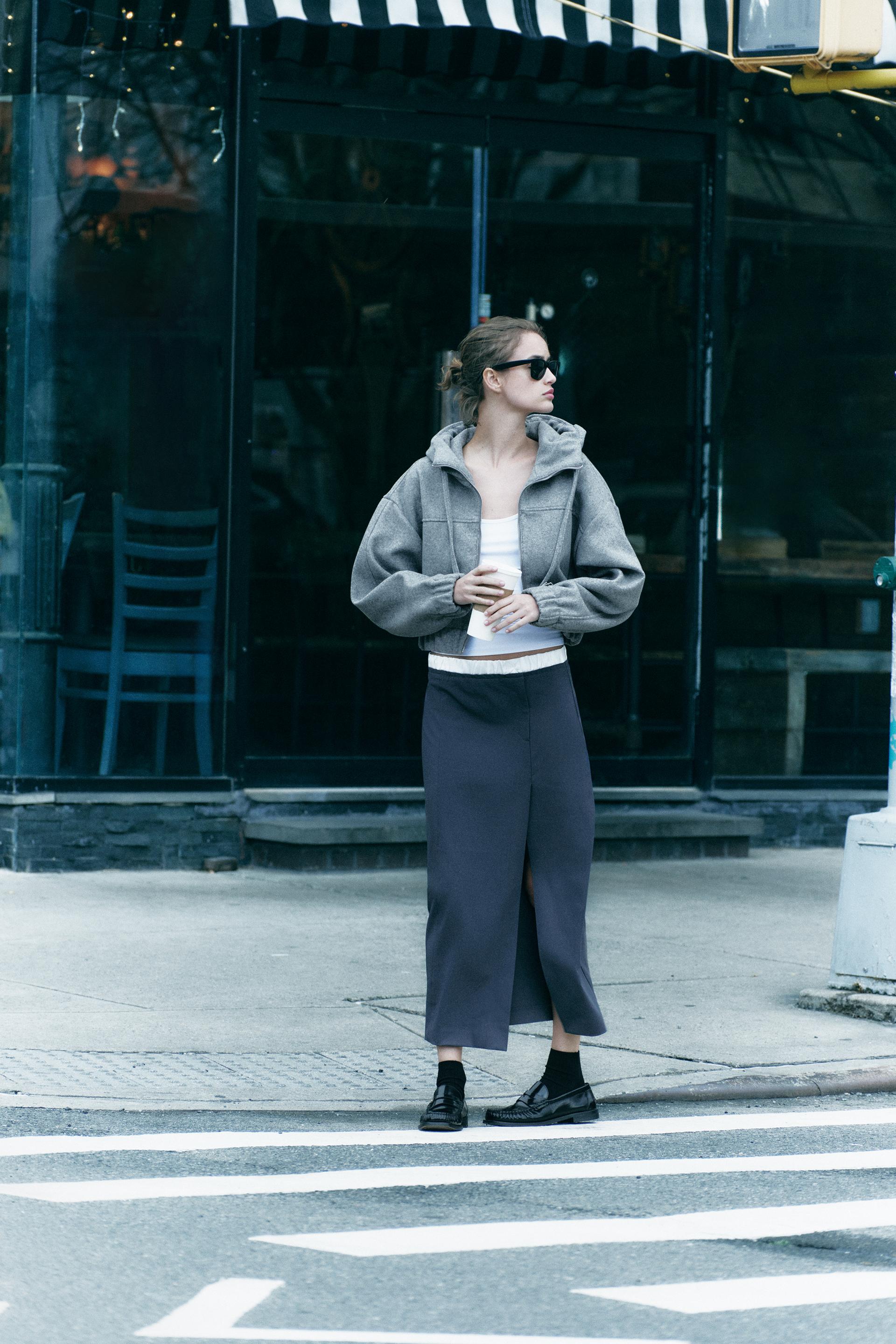 

АТЛАСНЫЕ БРЮКИ В ПОЛНУЮ ДЛИНУ