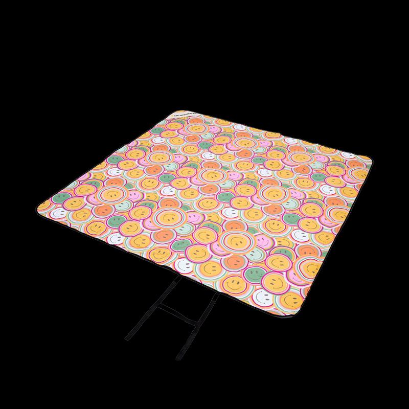 Chaishan Thick Outdoor Smiley Face Picnic Mat