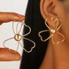 Personality Big Flower Hollow Metal Line Stud Earrings for Women Temperament Trend Wrapped Vintage Petal Jewelry Accessories