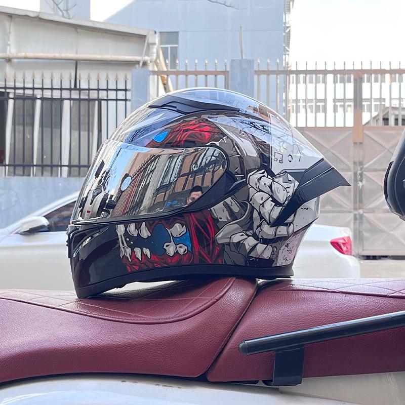 Motorcycle big tail helmet full helmet can be installed Bluetooth headset men's four seasons electric vehicle locomotive riding safety