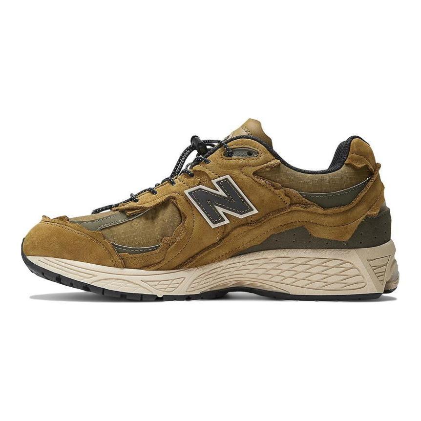 New Balance 2002R Protection Pack High Desert Sneakers M2002RDP