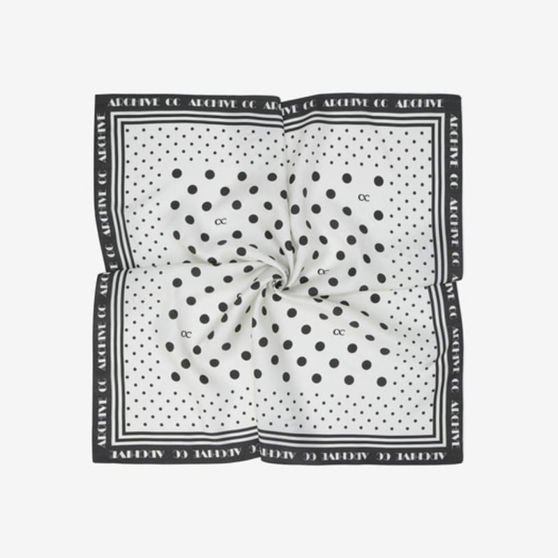 CC collect silk printed square scarf IV_C254PHA001
