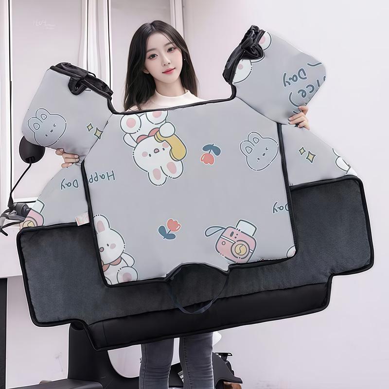 Electric Vehicle Windshield Fleece Cape: Thick, Full Coverage Neck & Shoulder Protector for Warmth and Windproof Cold Protection.