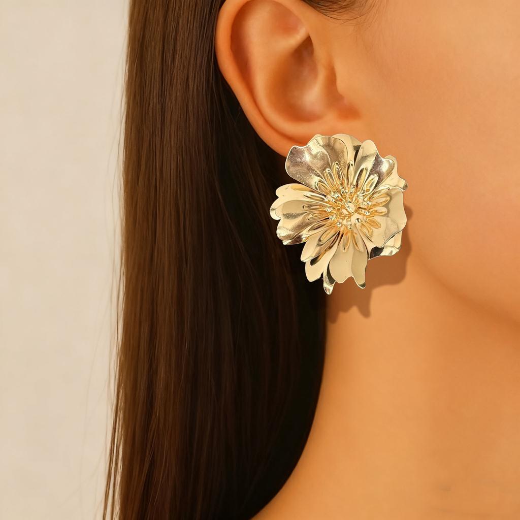 Fashion Style Metal Exaggerated Personality Flower Stud Earrings Retro Big Sequin Earrings Trendy Girl Cold Wind Earrings Cross
