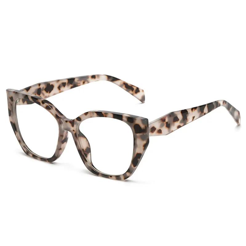 New Women Flat Mirror Glasses Frame Cat Eye Fashion Personalized Computer Spectacle Eyeglasses Frame Anti Blue Light Eyewear