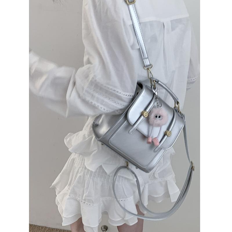 High-end Handbag and Backpack, Fashionable and Casual Ladies' Backpack