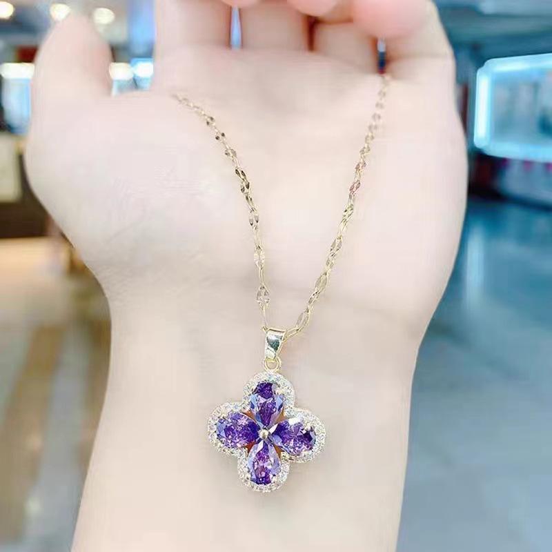 New Violet Four-leaf Clover Necklace Fashion with Collarbone Chain Female Light Luxury Senior Sense Necklace