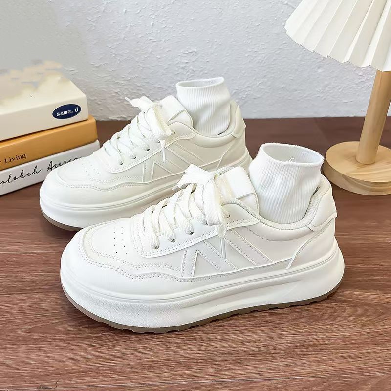 Xiaobai women's shoes women's 2025 spring new versatile casual board shoes autumn new breathable platform shoes versatile