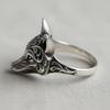 2026 Fox-Wolf Carved Ring: Animal-Shaped Alloy Ornament with Elegant Lines