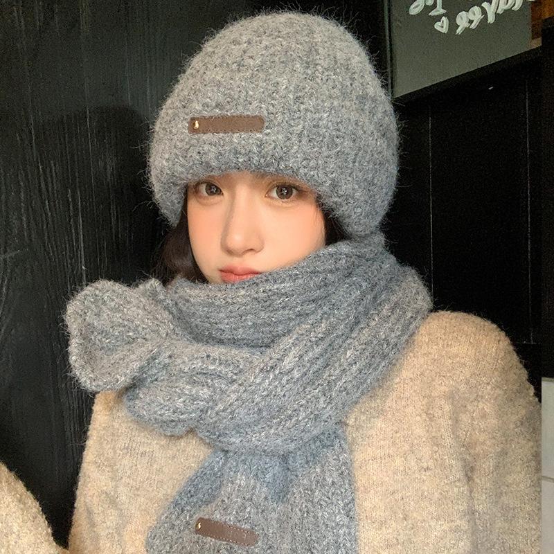 Hat Women's Autumn and Winter Cold and Warm Scarf Two-piece Set Versatile Wool Hat Fashion Face Small Knitted Hat