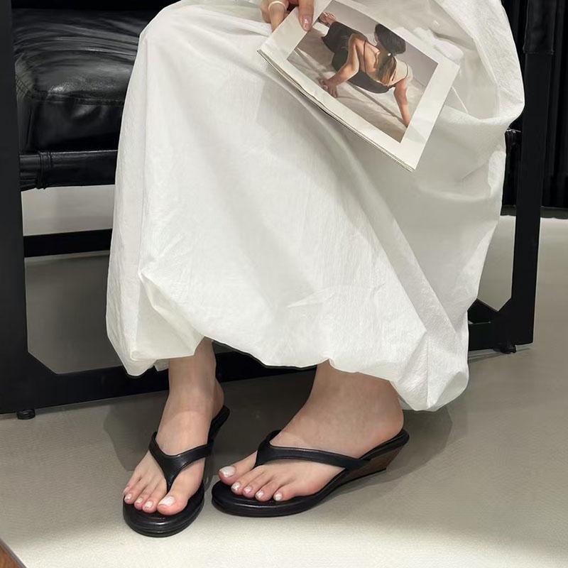 Fashion Female Spring Summer Round Toe Ladies Wedges Heeled Slippers Sandals Fashion Wedges Slippers Slides Shoes For Women Flip flops
