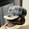 New Autumn and Winter Retro Plaid Plush Warm Octagonal Hat for Women Versatile Face Showing Beret Duck Bill Painter's Hat