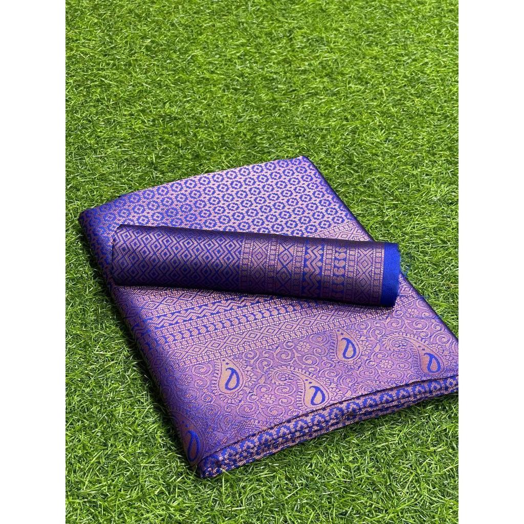 This Beautiful Saree Is Elegantly Decorated with Gorgeous Solid Jacquard Weave That Gives a Perfect Look To the Outfit.