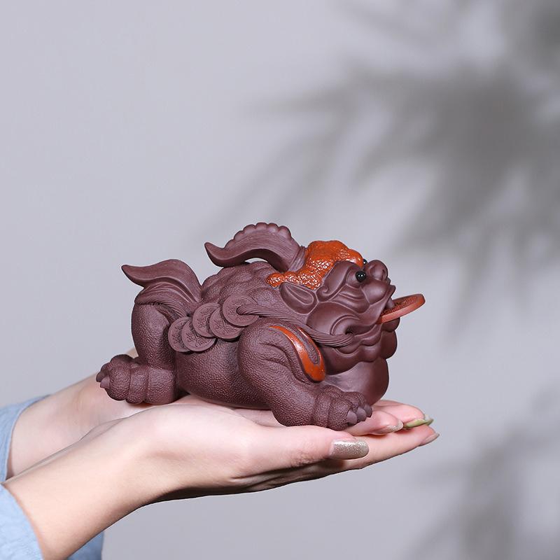 Handmade Golden Toad Purple Sand Tea Pet Purple Clay Sculpture Tea Play Gifts Lucky Golden Toad