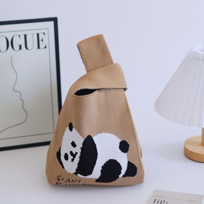 Gestrickte Handtasche im chinesischen Stil mit Riesenpanda – süße, gewebte Souvenir-Geschenktasche